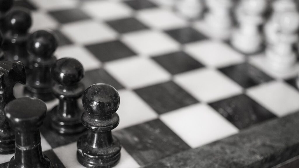 フリマアプリのメルカリと他のサービスを比較するポイントは？