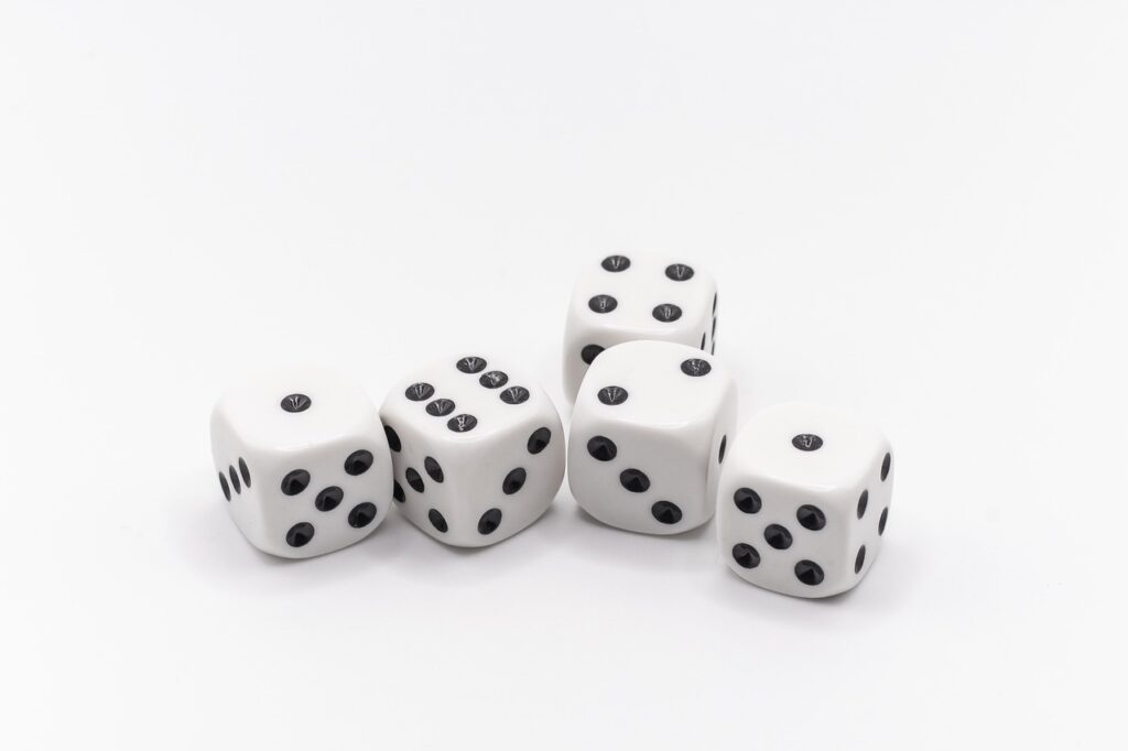 ポイ活をしている人は税金の申告が必要なのか？